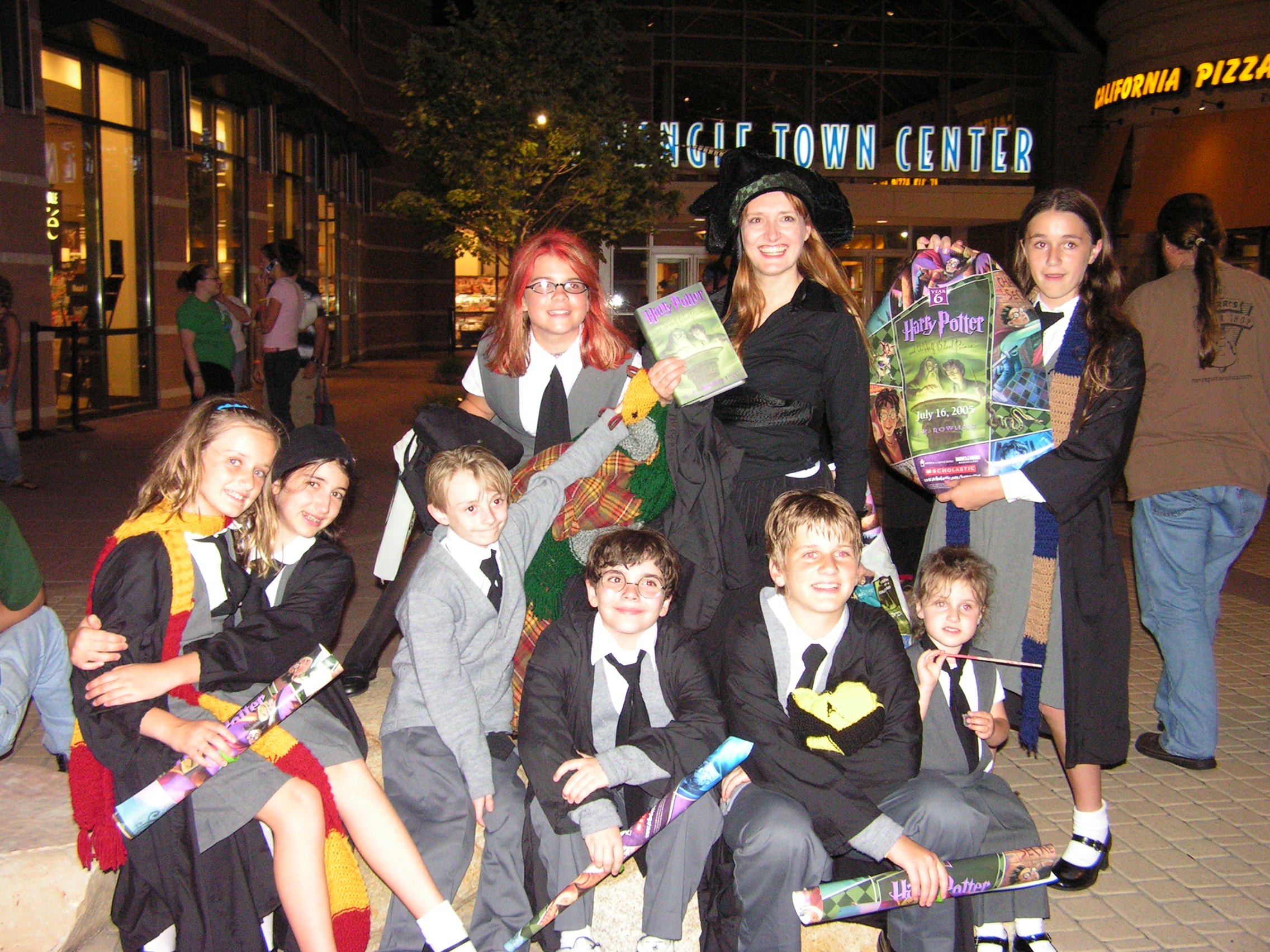 ./2005/Harry Potter IV/HarryPotter VI Jul0019.JPG